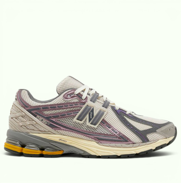 New Balance 1906R Licorice (M1906RRA)