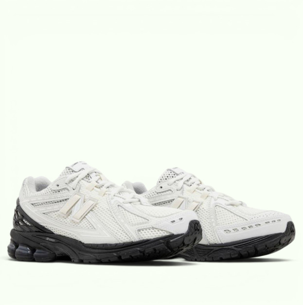 New Balance 1906R x Comme des Garçons Homme White Black (M1906RCO)
