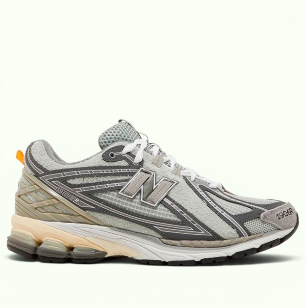 New Balance 1906R x INVINCIBLE x N.HOOLYWOOD Grey Swan (M1906RNI)