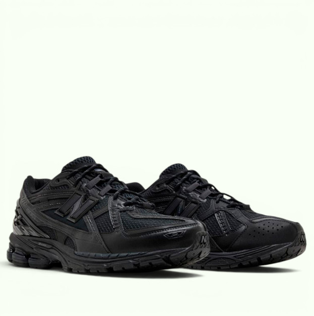 New Balance 1906U Triple Black (M1906NJ)