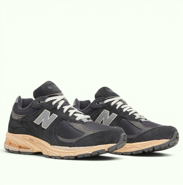 New Balance 2002R Black (M2002RHO)