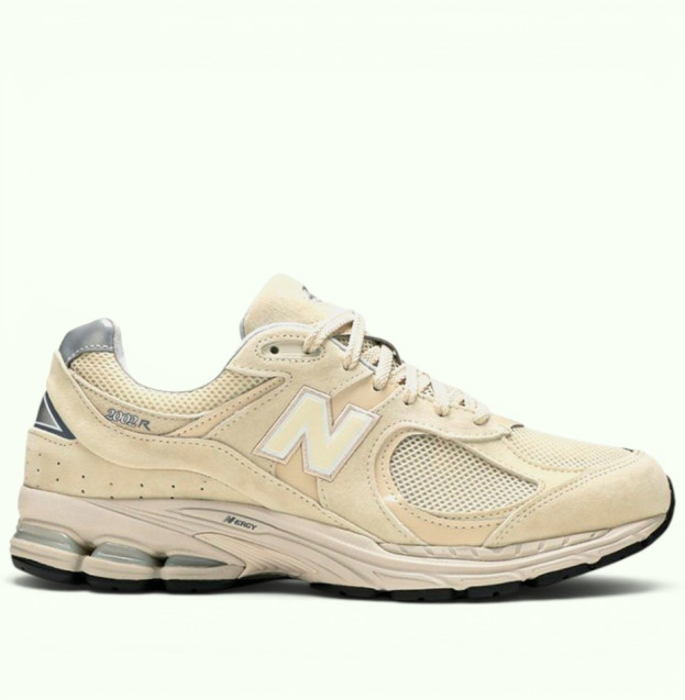 New Balance 2002R Bone (ML2002RE)