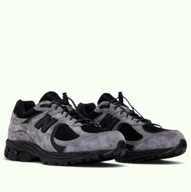 New Balance 2002R Gore-Tex x JJJJound Charcoal (M2002RXZ)