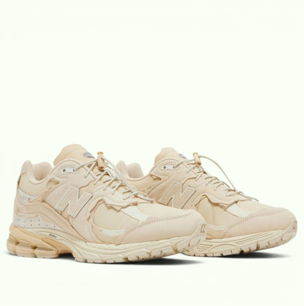 New Balance 2002R Protection Pack Sandstone (M2002RDQ)