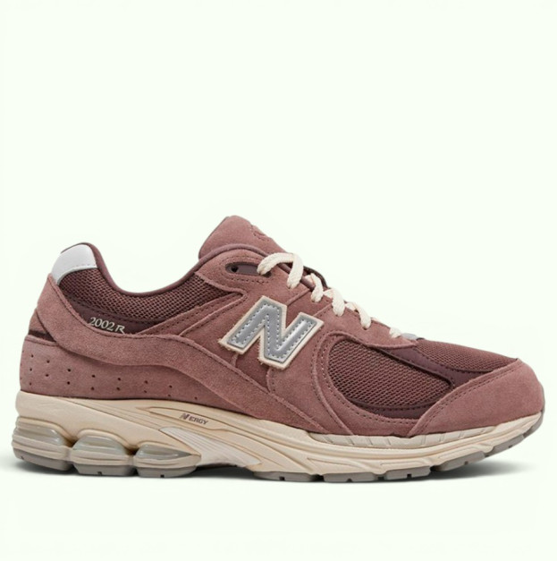 New Balance 2002R Suede Pack Dusty Fig (M2002RHD)