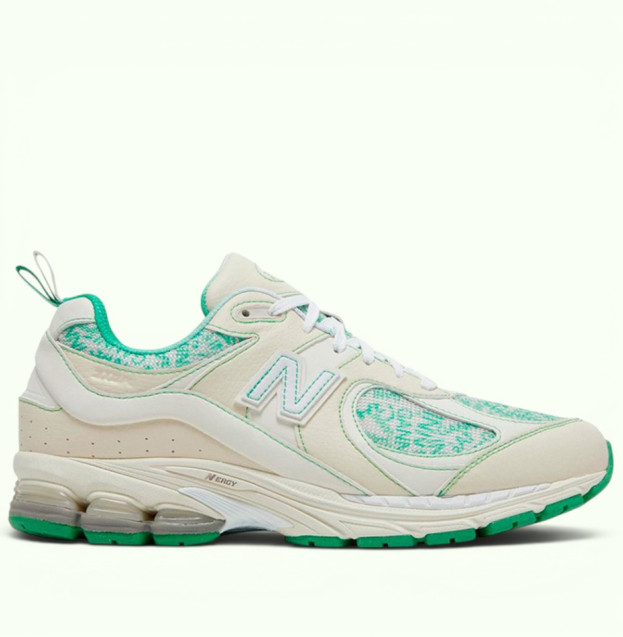 New Balance 2002R x GANNI Turtledove (M2002RGC)