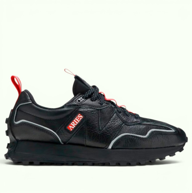 New Balance 327 x Aries INVINCIBLE II Black (MS327AIR)