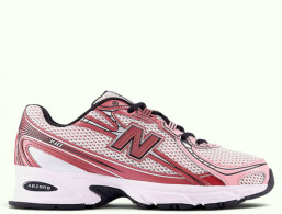 New Balance 740