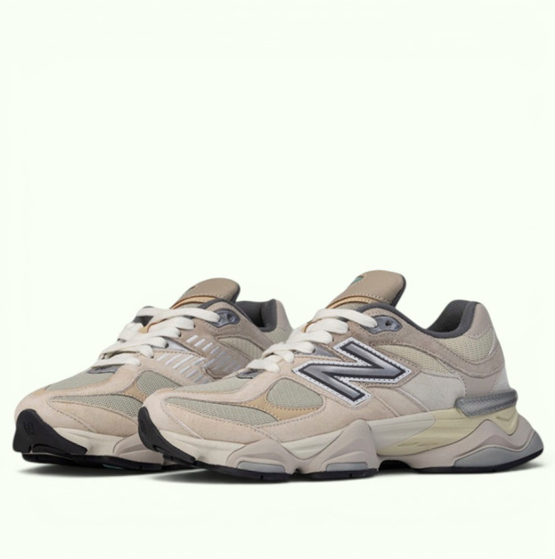 New Balance 9060 Sea Salt Surf Sample (U9060MAC)